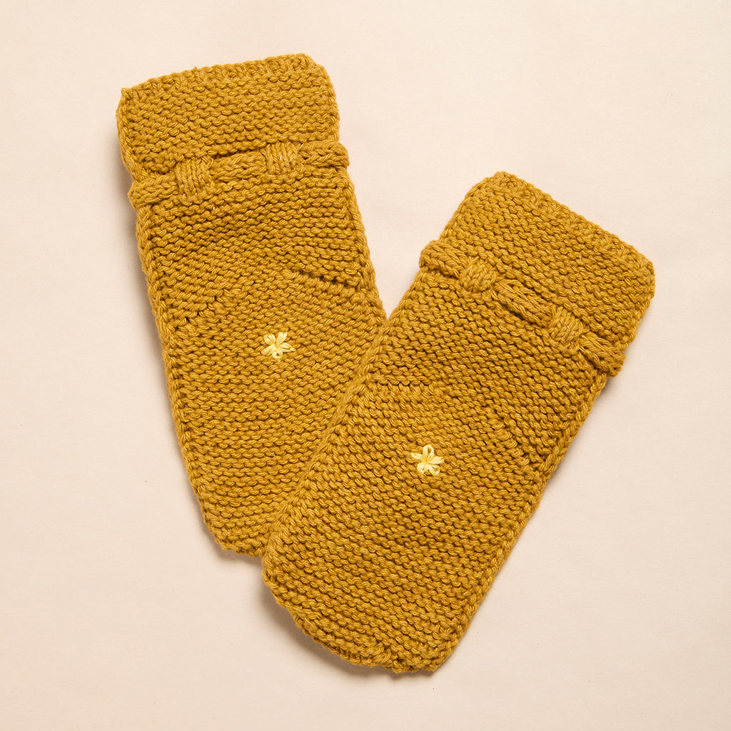 Dandelion Pouch Booties in Merino Wool or Organic Cotton